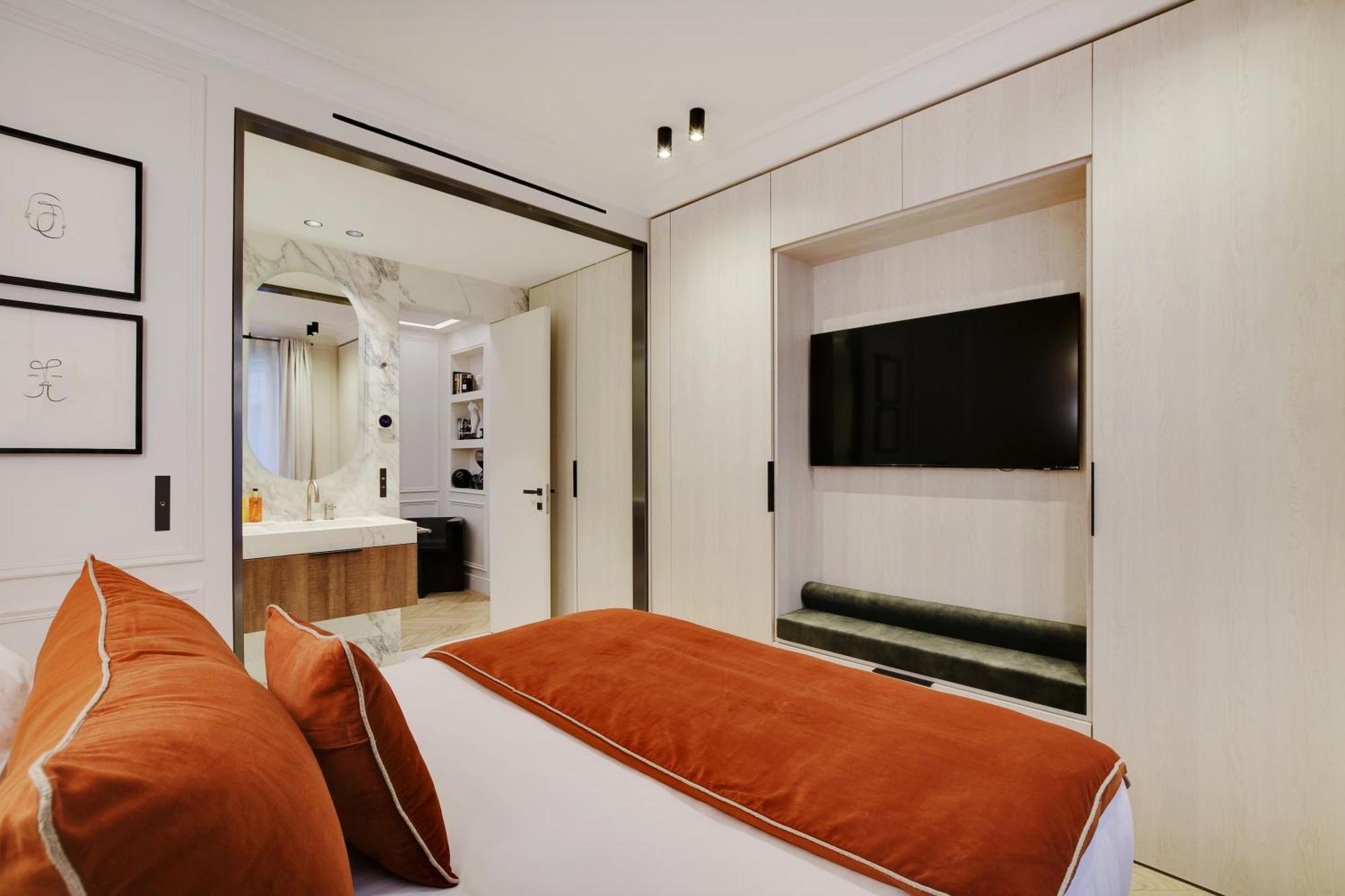 Apartamento Thelander - Champs Elysees Serviced Paris