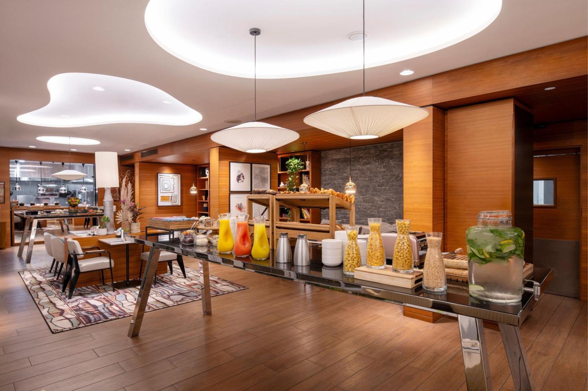 Renaissance Republique Hotel&spa Paris