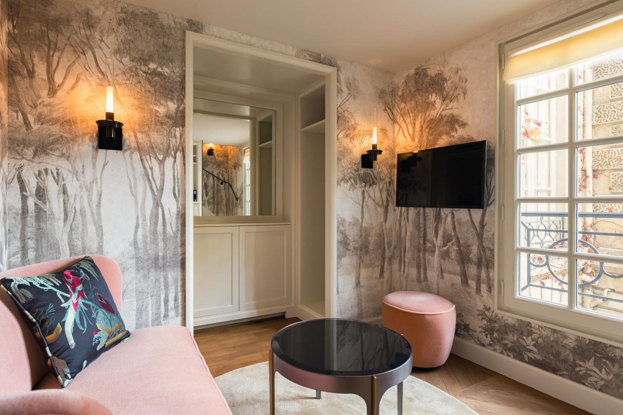Hotel Le Pavillon De La Reine & Spa, Place Des Vosges 5*