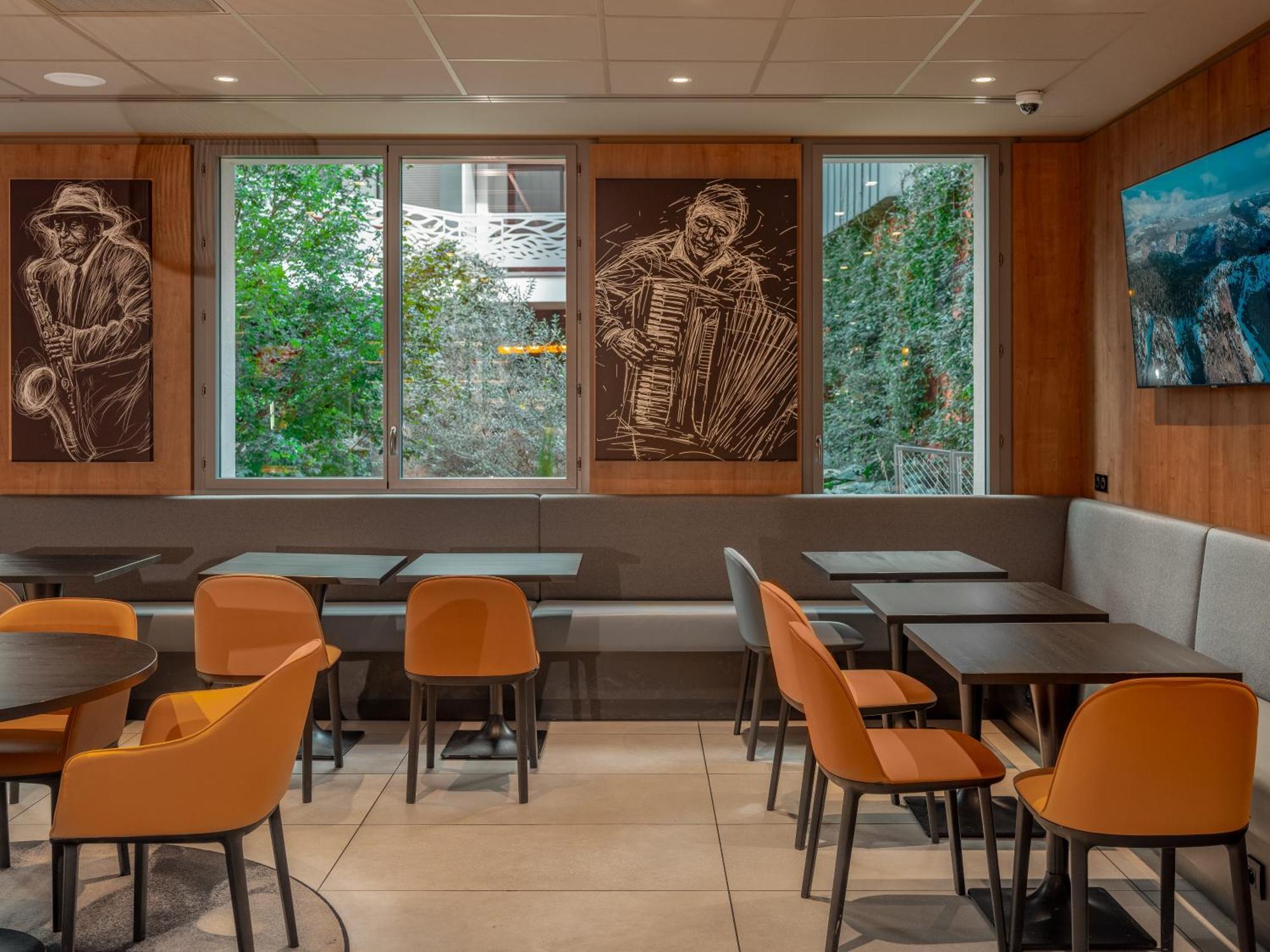 Ibis Gare Montparnasse Catalogne Paris
