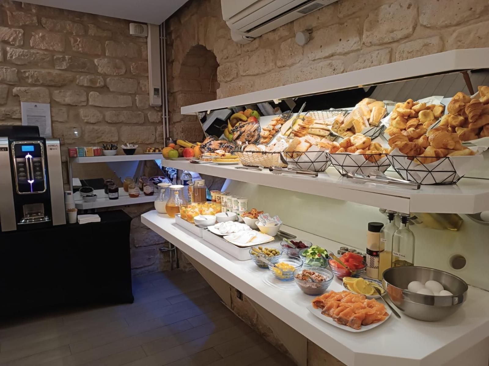 Hotel Aida Marais 3*