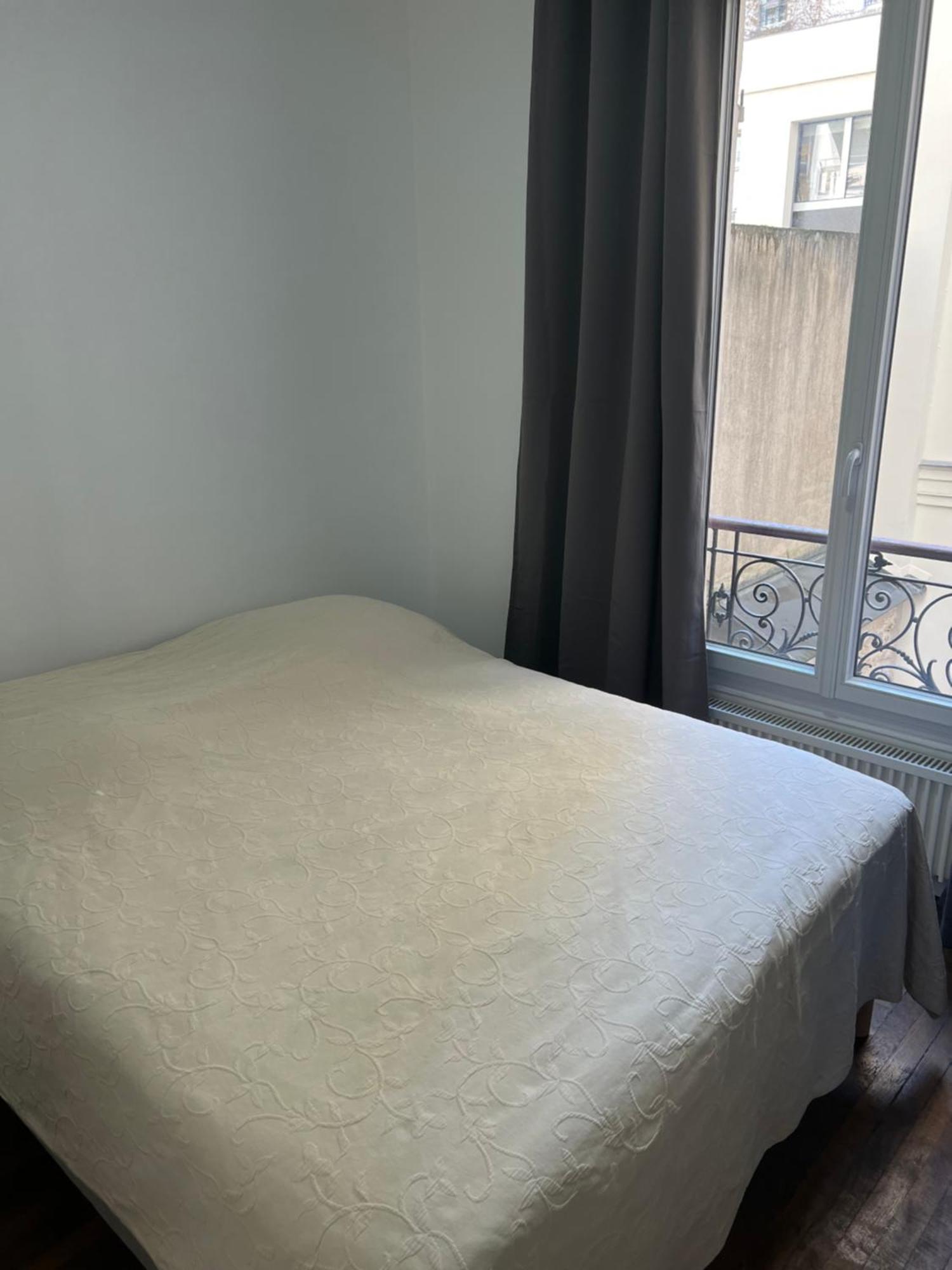 - Champs Elysees - Arc De Triomphe Apartment