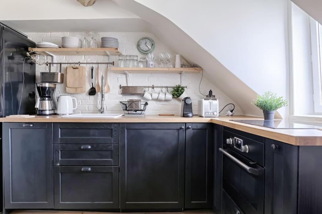 Mykeypers - Fantastic Designed Parisan Loft 2br/6p- Le Marais Apartment