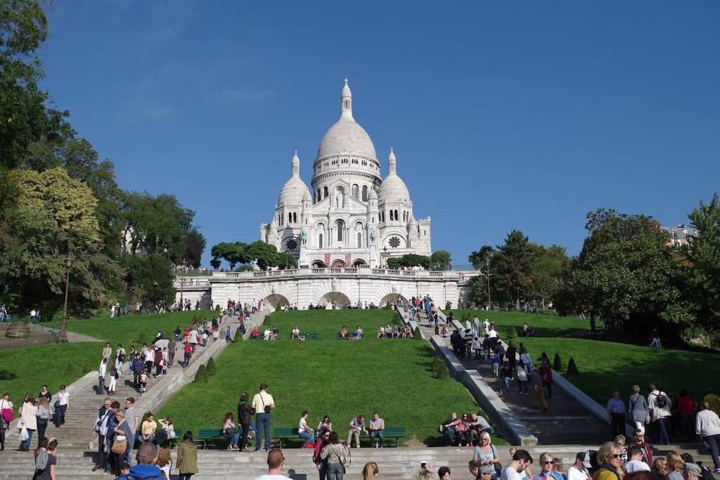 Apartment Aux Pieds De Montmartre Paris
