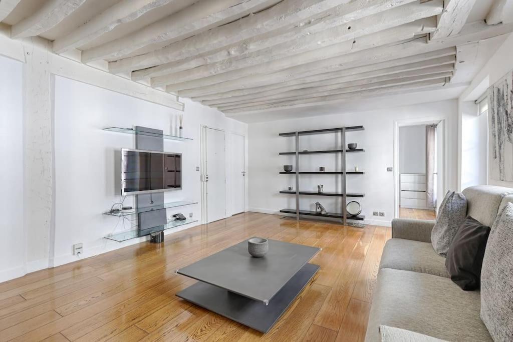 Appartement Marais Historical Center Charming 1br *