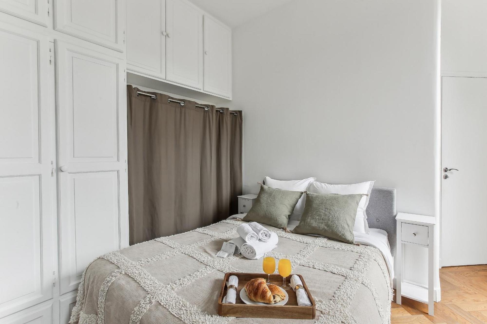 Champs-elysees & Trocadero - Cityapartmentstay Appartement