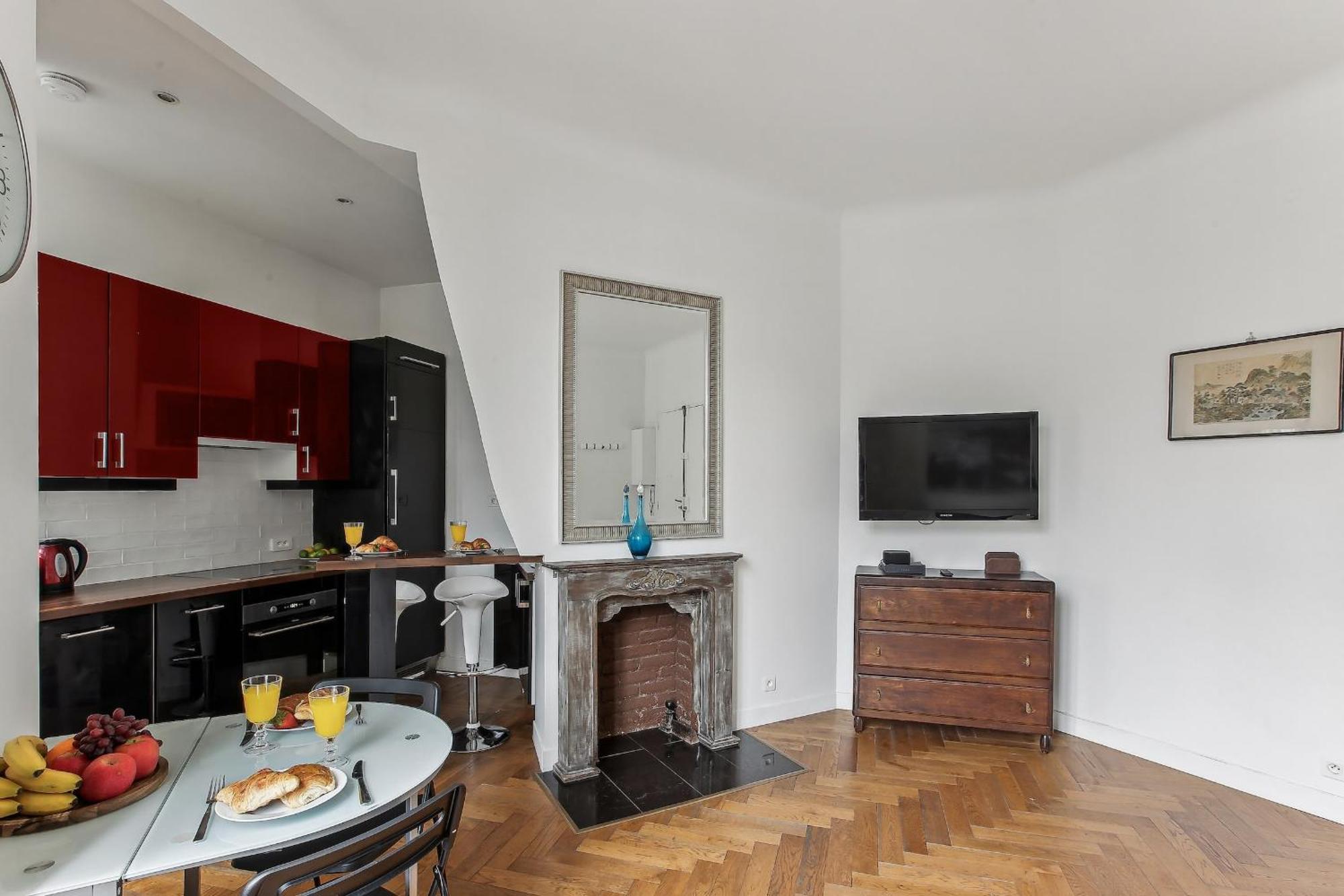 Champs-elysees & Trocadero - Cityapartmentstay Appartement Paris