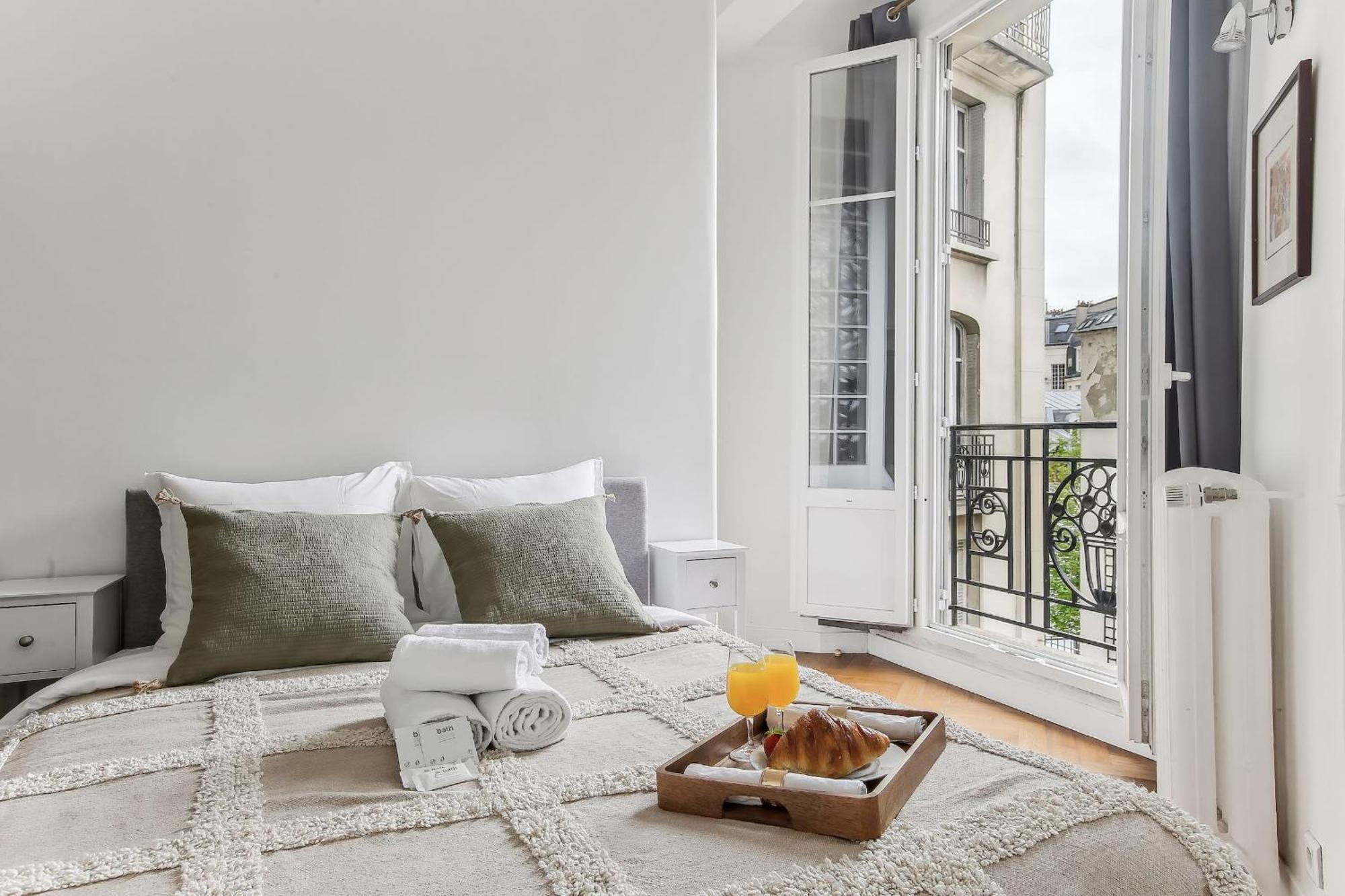 Champs-elysees & Trocadero - Cityapartmentstay Appartement