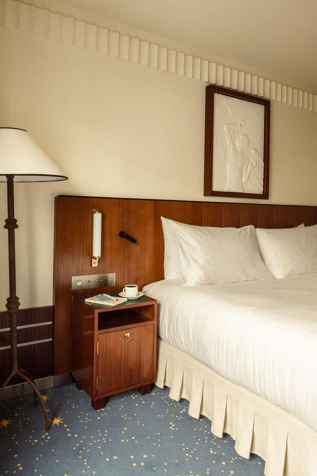 Hotel Des Grands Voyageurs 4*
