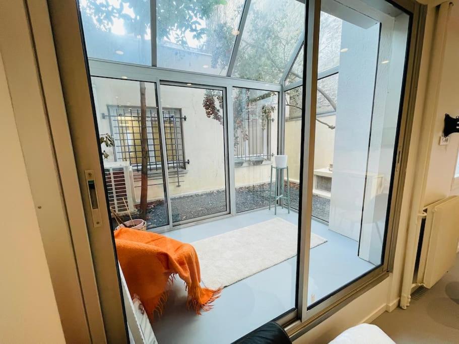 6 Pieces / 5 / Calme / Rdc Apartment Paris