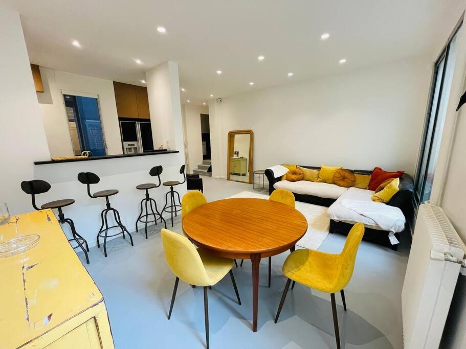 6 Pieces / 5 / Calme / Rdc * Paris