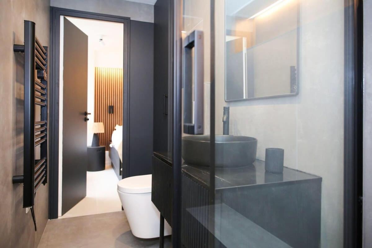Apartment De Caractere Aux Portes Du Marais - 2p - Flat-guest *
