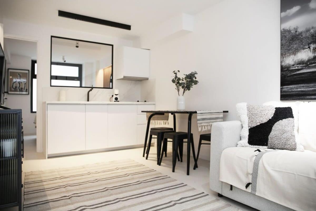 Apartment De Caractere Aux Portes Du Marais - 2p - Flat-guest