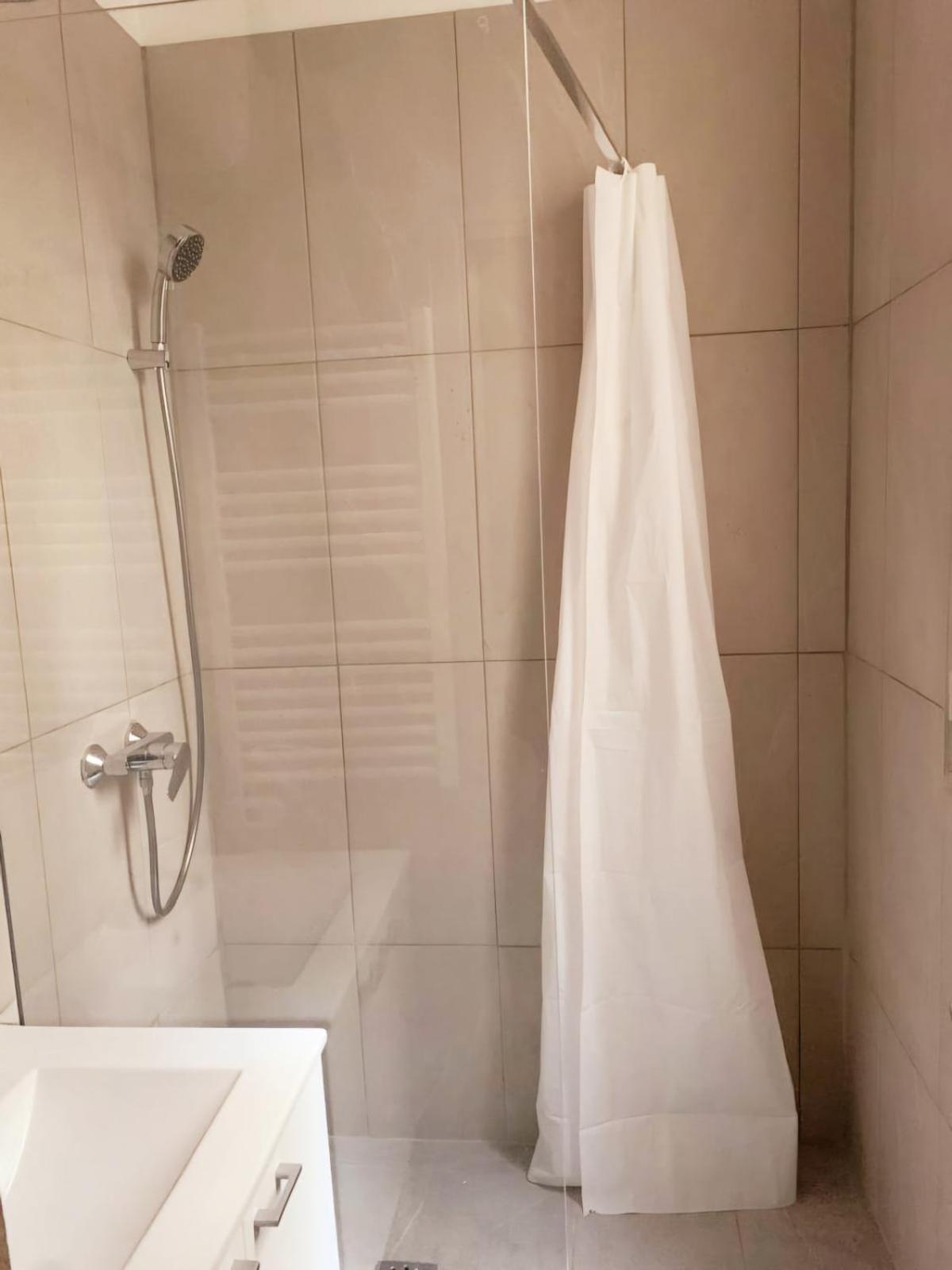Apartment Cozy 32 M Near Montmartre