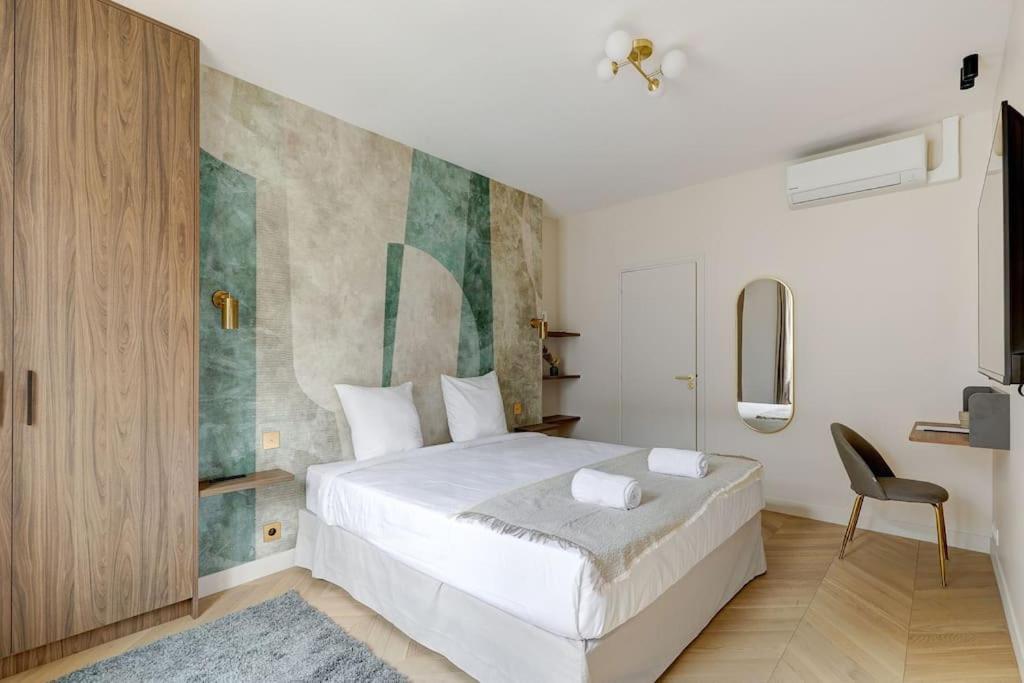 Apartment Sublime Champs Elysees 8guests 3bdr *