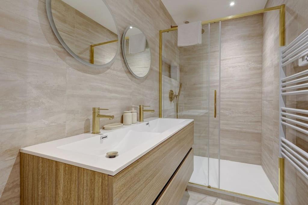 Apartment Sublime Champs Elysees 8guests 3bdr *