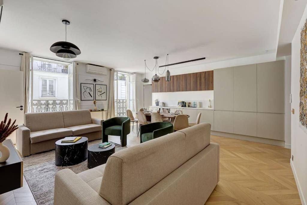Sublime Champs Elysees 8guests 3bdr Paris