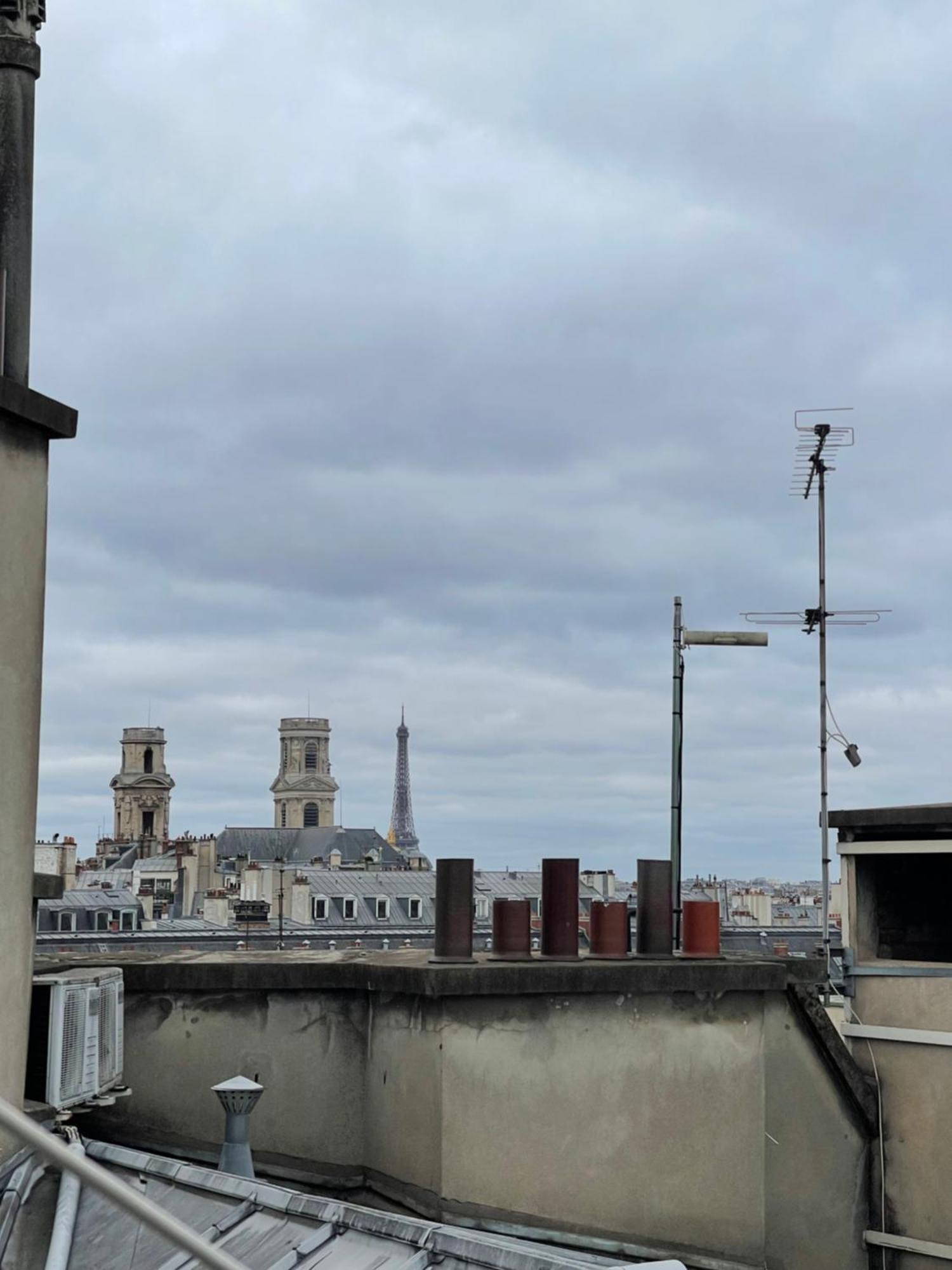 Private Center * Paris