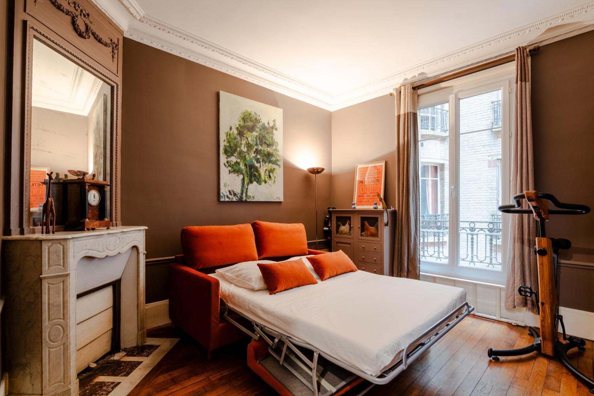 Veeve - Enduring Grace Apartment Paris