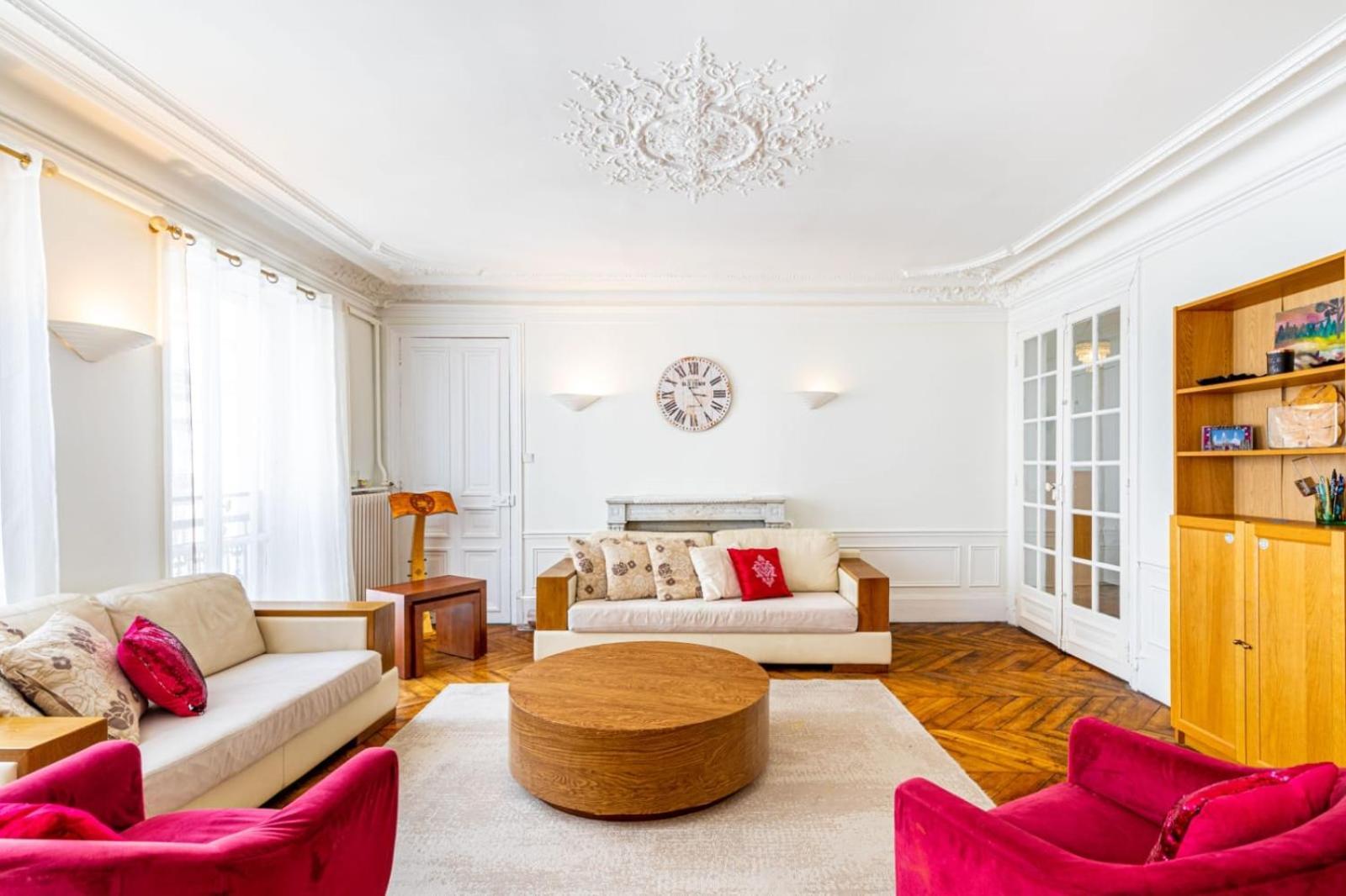 Apartment Prestigious Parisian Flat *