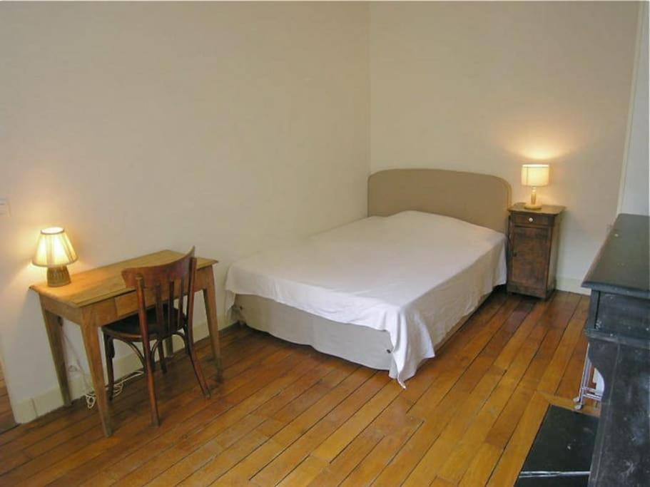 1 Bedroom Flat, Marais, 3eme Appartement Paris