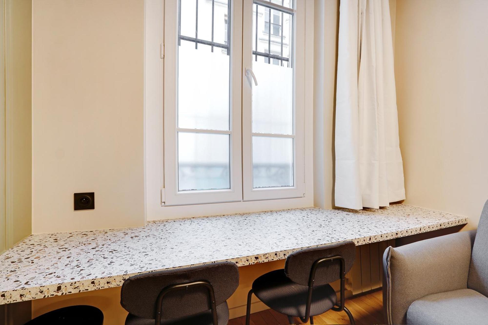 Pick A Flat's In Montmartre - Rue Marcadet