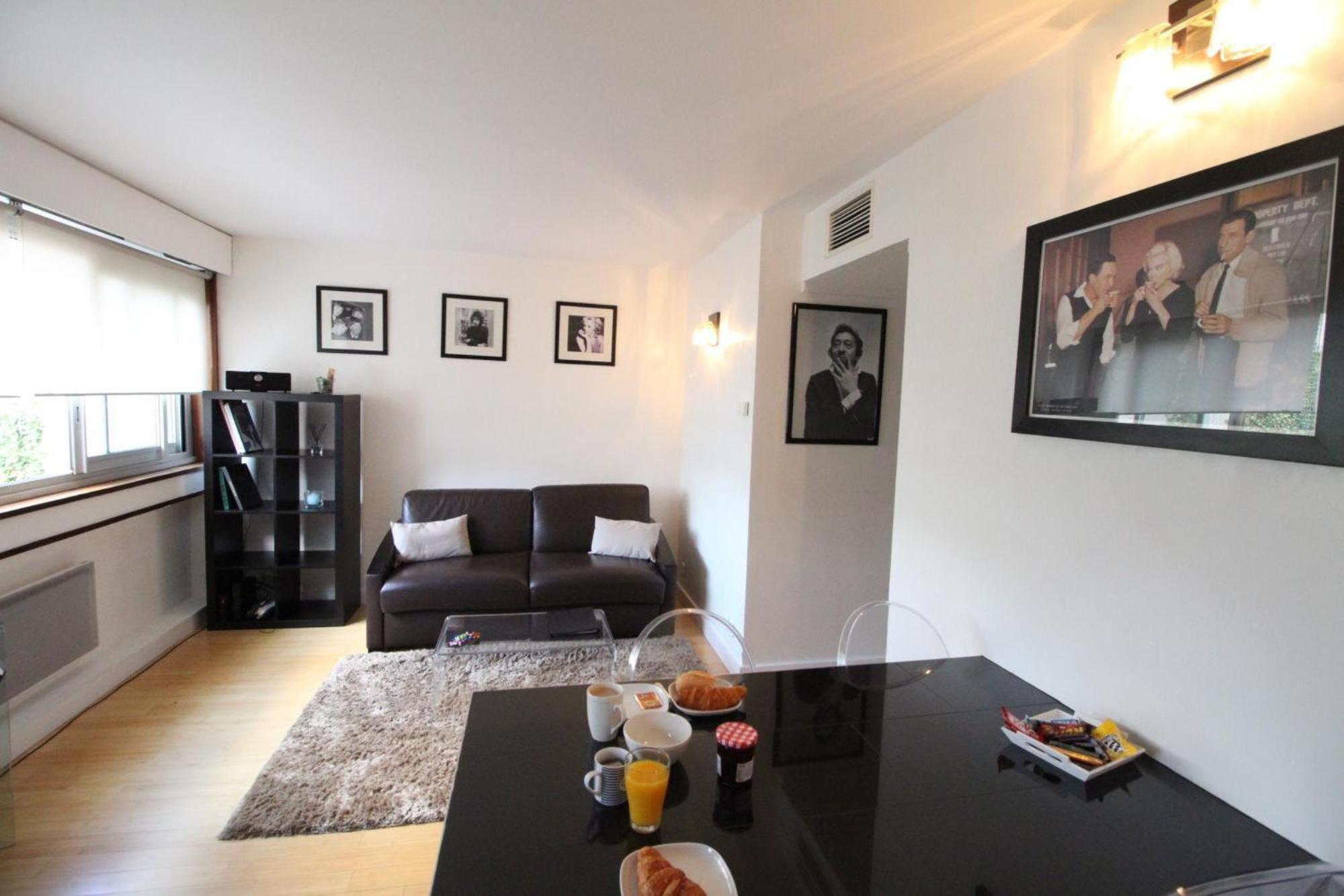 Short Apartamento