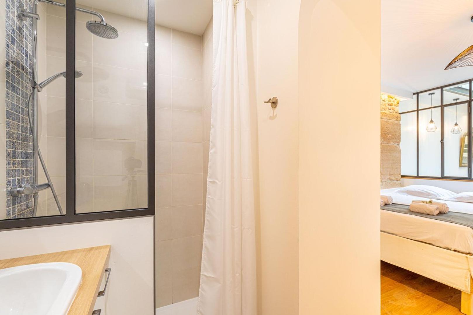Guestready - Atelier Renove Sous Verriere A * Paris