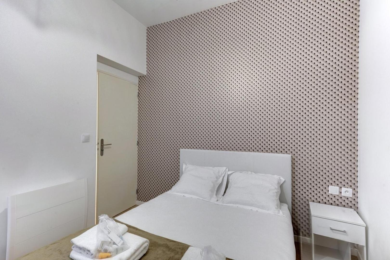 570 Bloom - Superbe A Apartment *