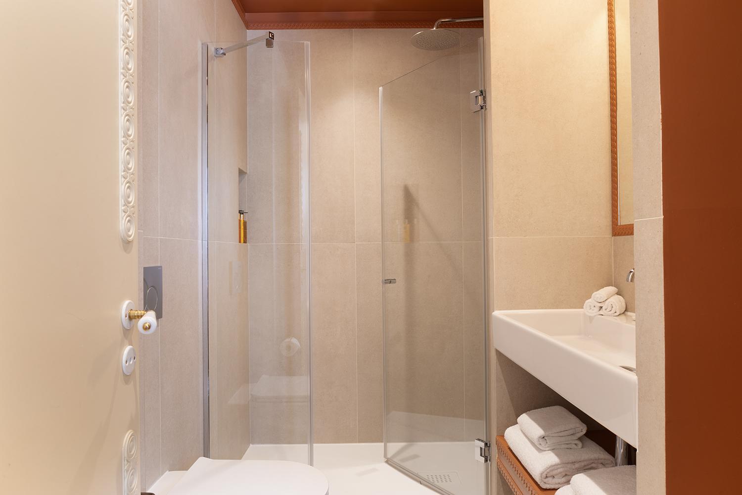 Collection Serviced In Opera - Rue Saint-lazare Apartment