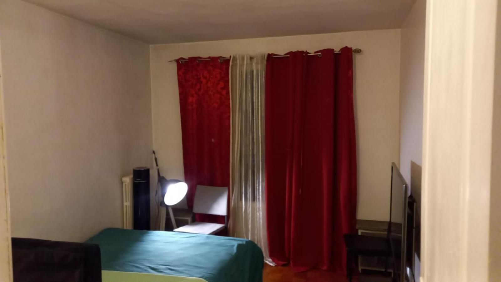 Séjour chez l'habitant Equipee Et Meublee- Porte Des Lilas Paris