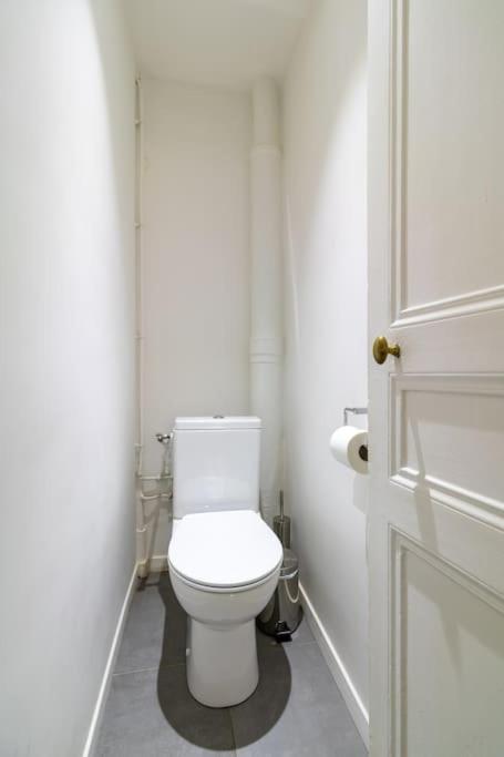 B2#two Bedrooms#champs Elysees#arc De Triomphe#ac Apartment