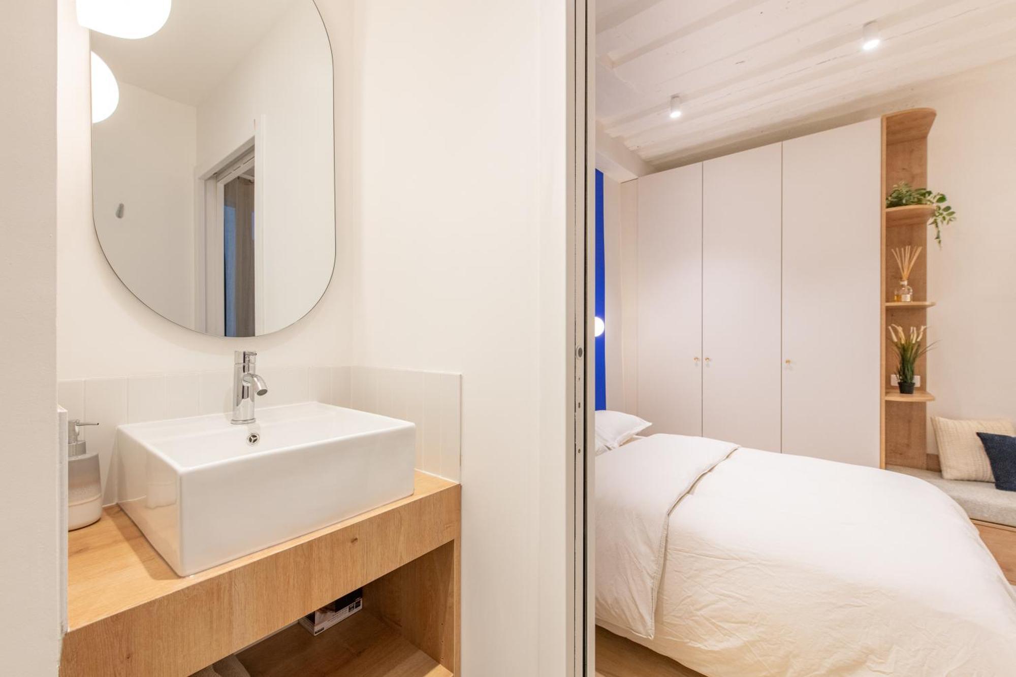 Geranimus : Heart Of Montorgeuil Apartment *