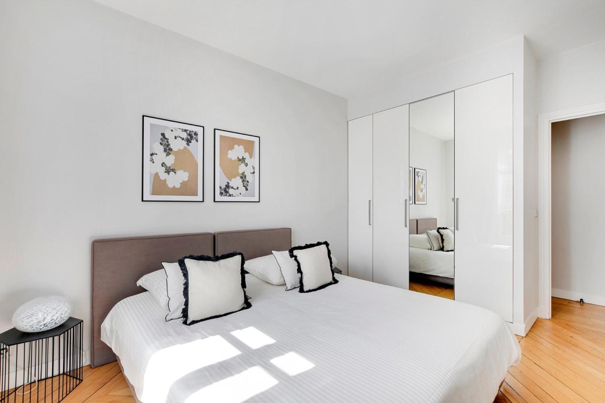 Apartamento Eiffel Tower View - Time Right