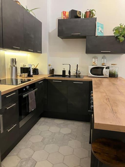 Appartement Un Petit Cocon En Plein Coeur Du 11eme