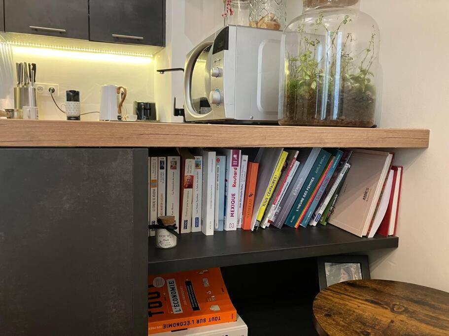 Appartement Un Petit Cocon En Plein Coeur Du 11eme *