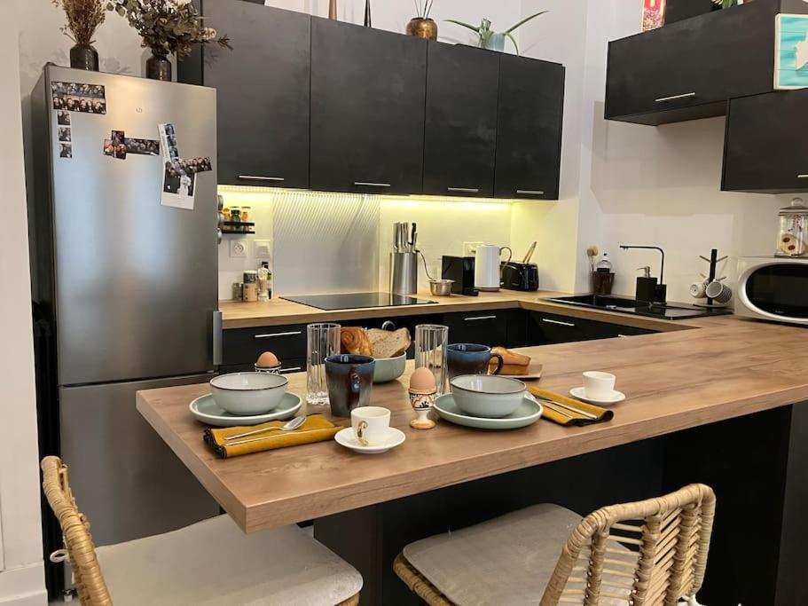 Appartement Un Petit Cocon En Plein Coeur Du 11eme *