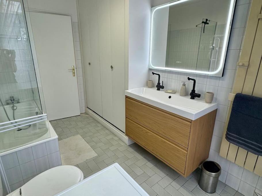 Apartment L'escale Du Maine - Authentic Charm In 14 Paris