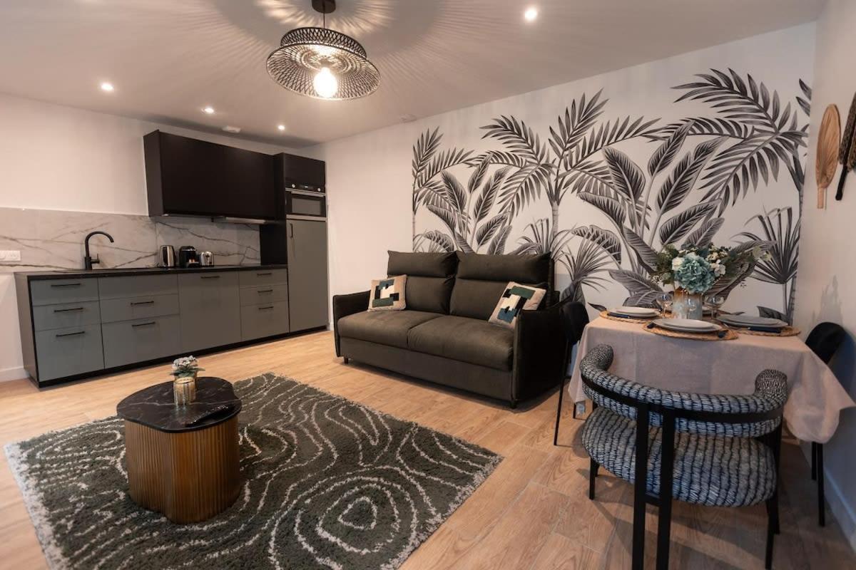 Rez De Chausse Dans Rue Pavee 4 Pers Nation Apartamento Paris