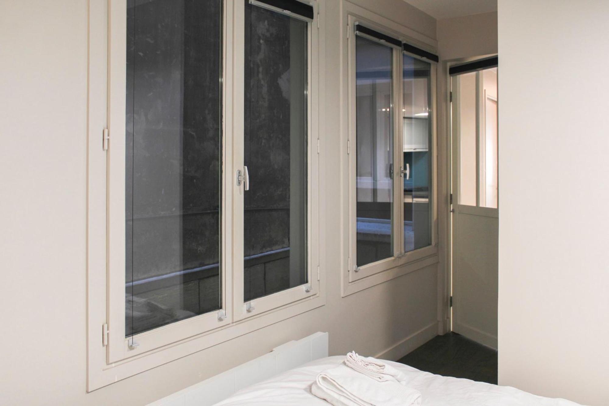 T2 In The Heart Of Near Louvre Museum Apartment