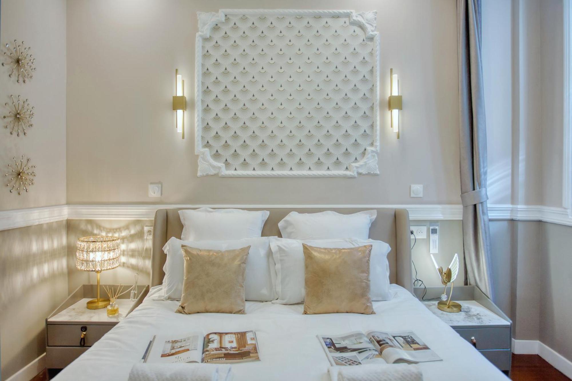 Elegant Triplex In - Ideal For 10 - Aircon Apartment *