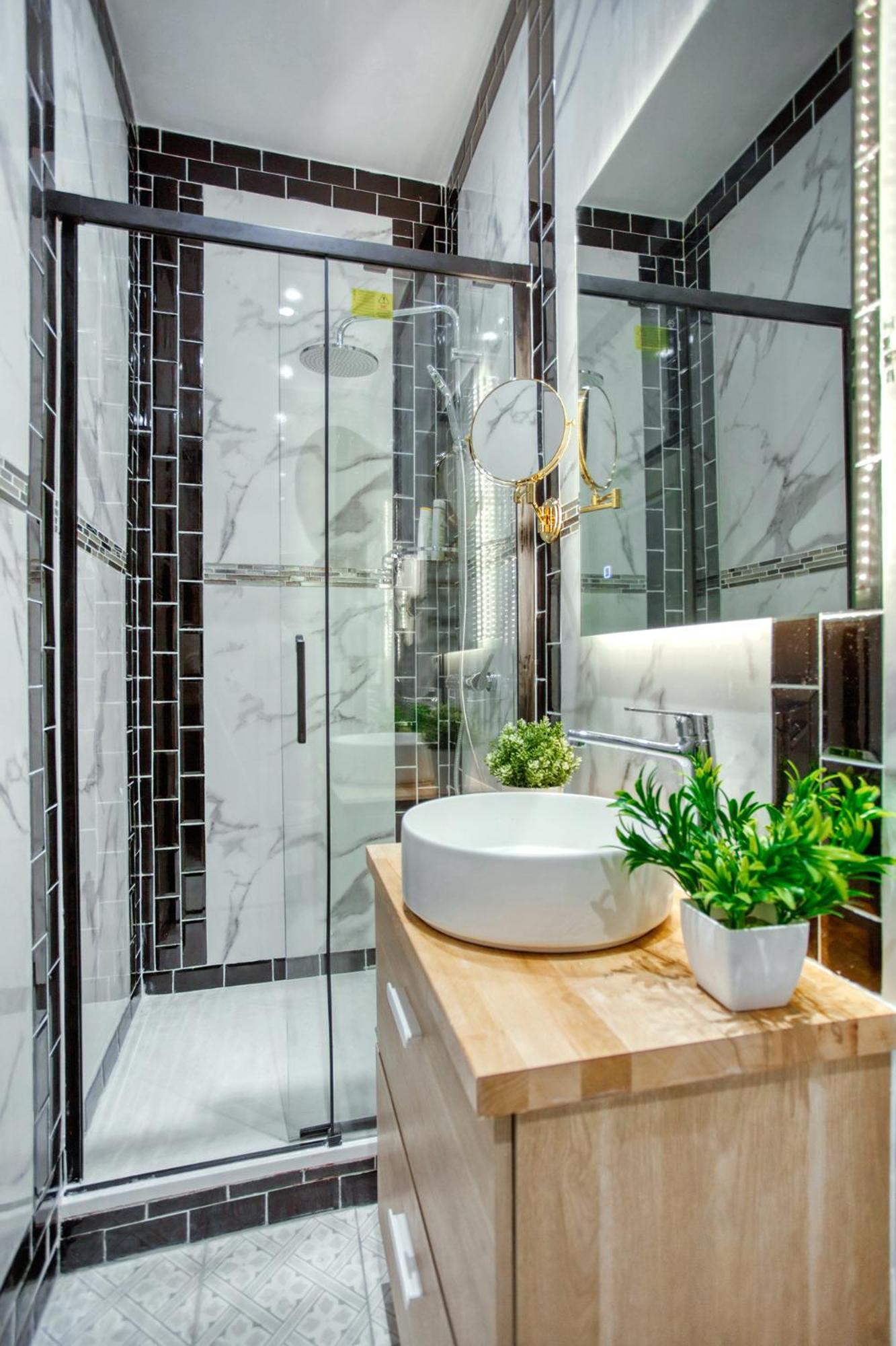 Elegant Triplex In - Ideal For 10 - Aircon