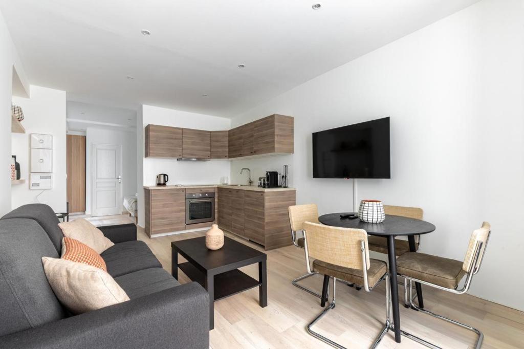 Saint Germain Notre-dame Cosy 1br-4p Apartment *
