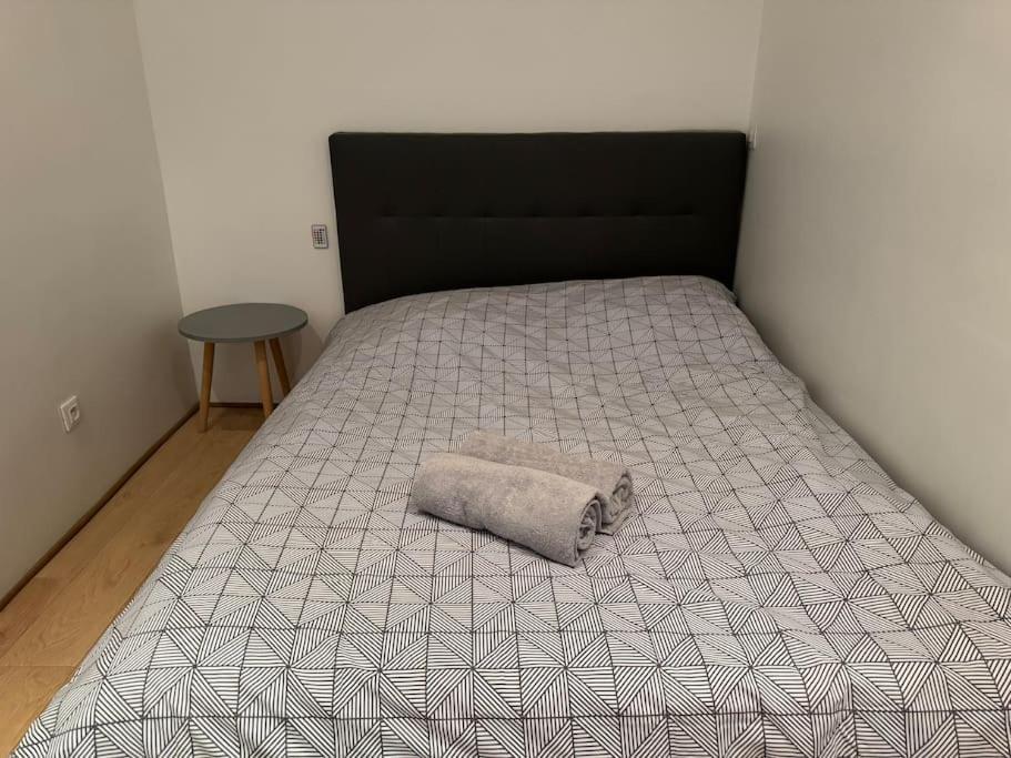 Apartment Awesome 2br 5 Min To Arc De Triomphe Paris