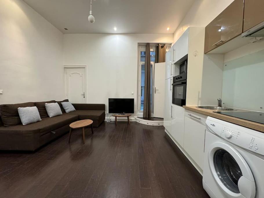 Awesome 2br 5 Min To Arc De Triomphe