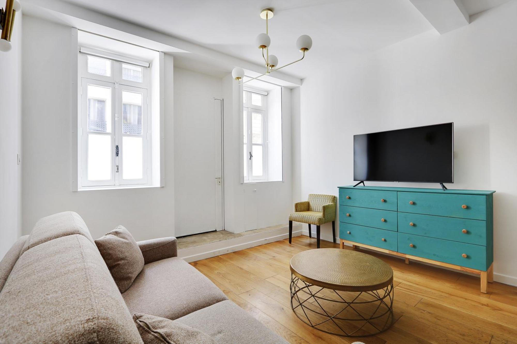 Pick A Flat's In Saint Germain - Rue Vaneau Apartment *