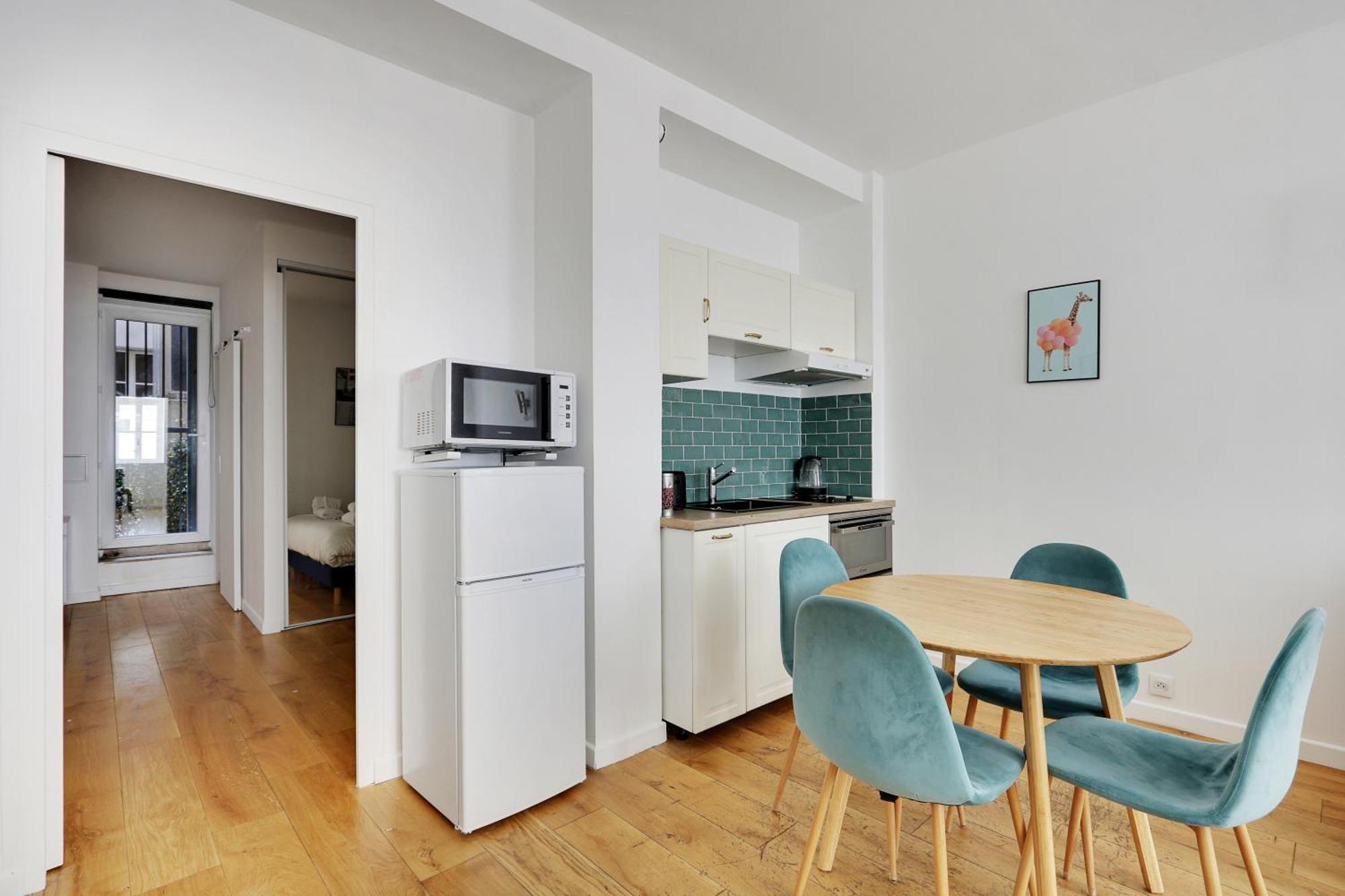 Pick A Flat's In Saint Germain - Rue Vaneau Apartment