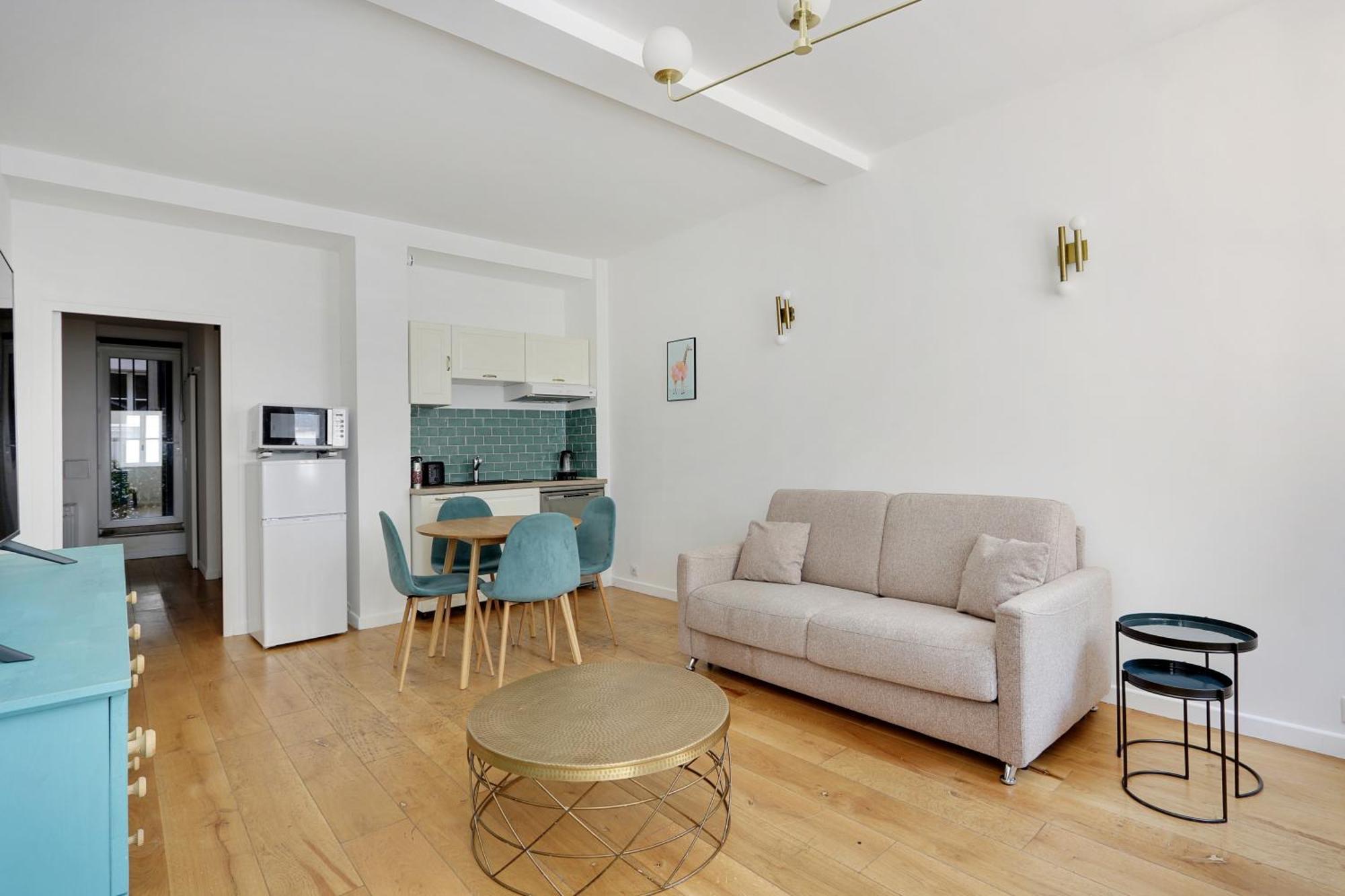 Pick A Flat's In Saint Germain - Rue Vaneau Apartment
