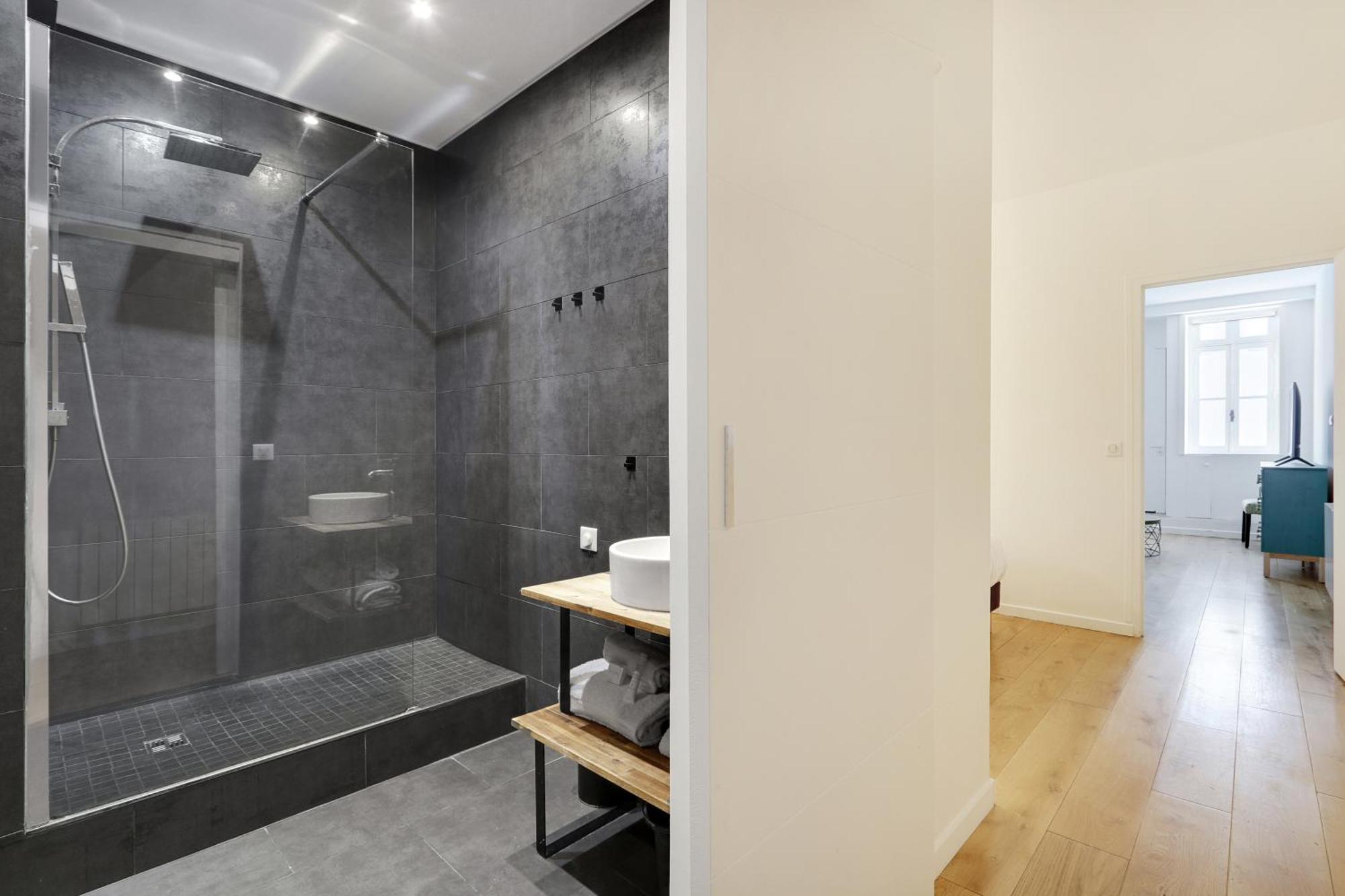 Apartment Pick A Flat's In Saint Germain - Rue Vaneau Paris