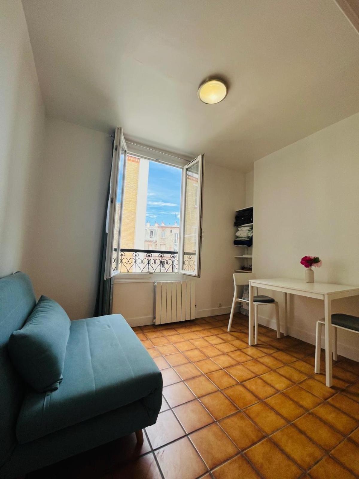 Apartment Dream Dwell Paris-cozy Loft With Mezzanine Near 5th Paris